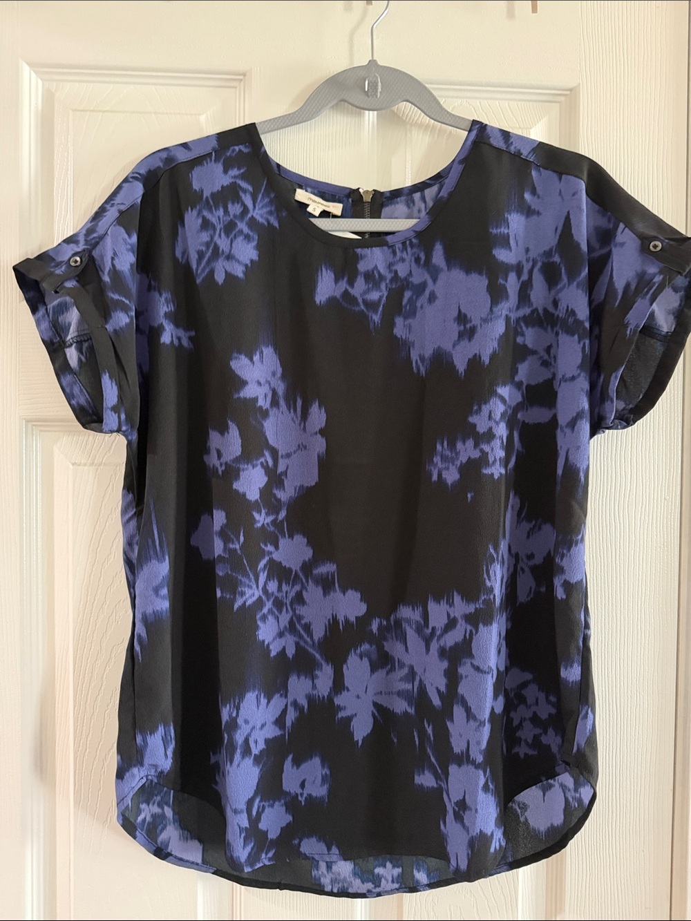 Maurices Black and Blue Floral Short-Sleeve Blouse